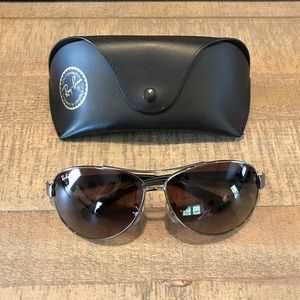 Ray-Ban Sunglasses With Case